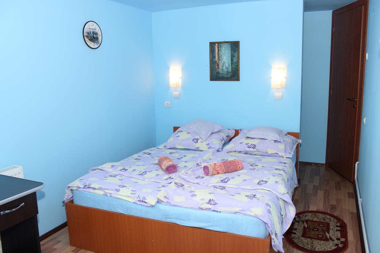 Hotel Csergő Ildikó vendégház Lăzarea Esterno foto