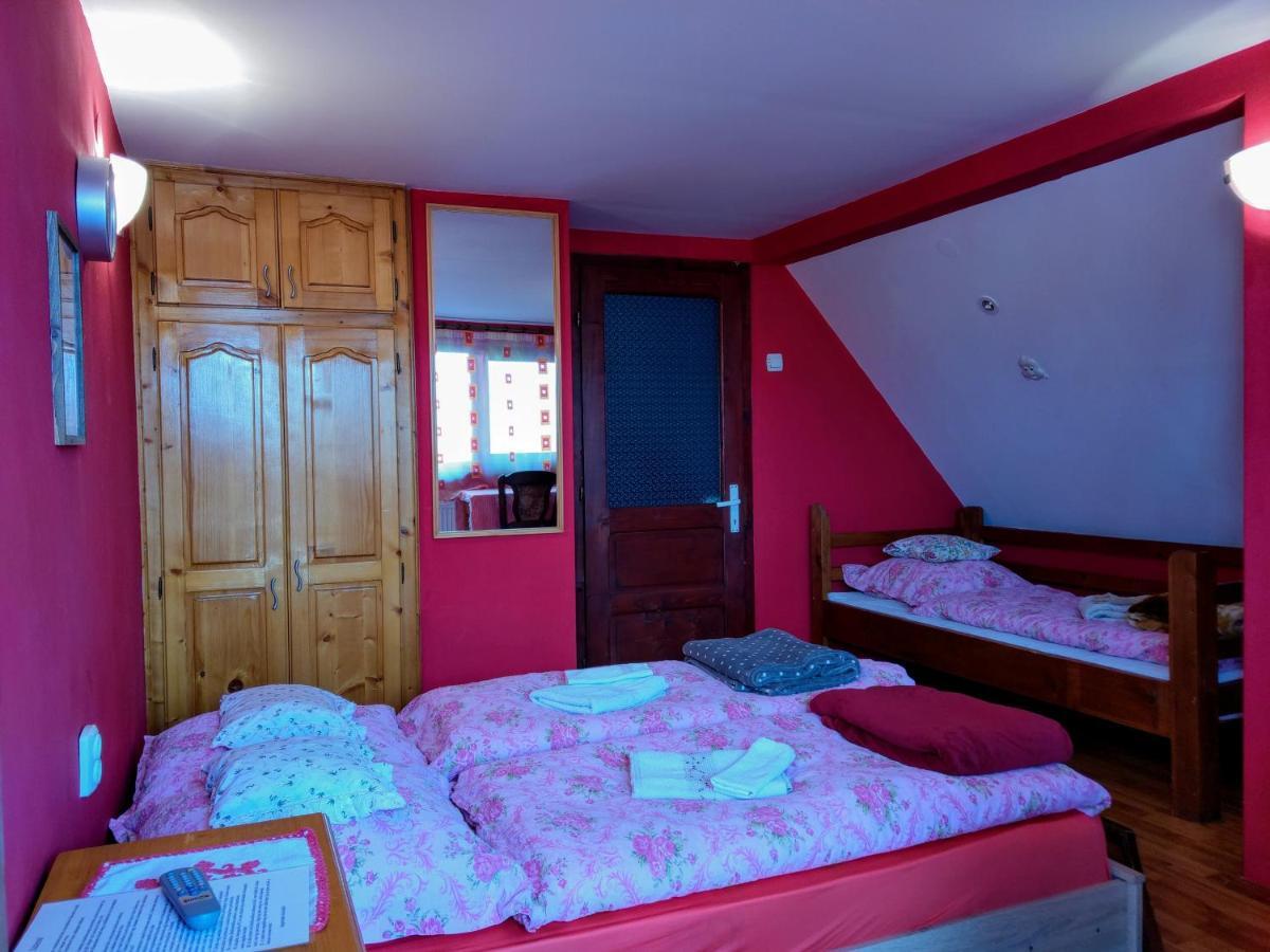 Hotel Csergő Ildikó vendégház Lăzarea Esterno foto