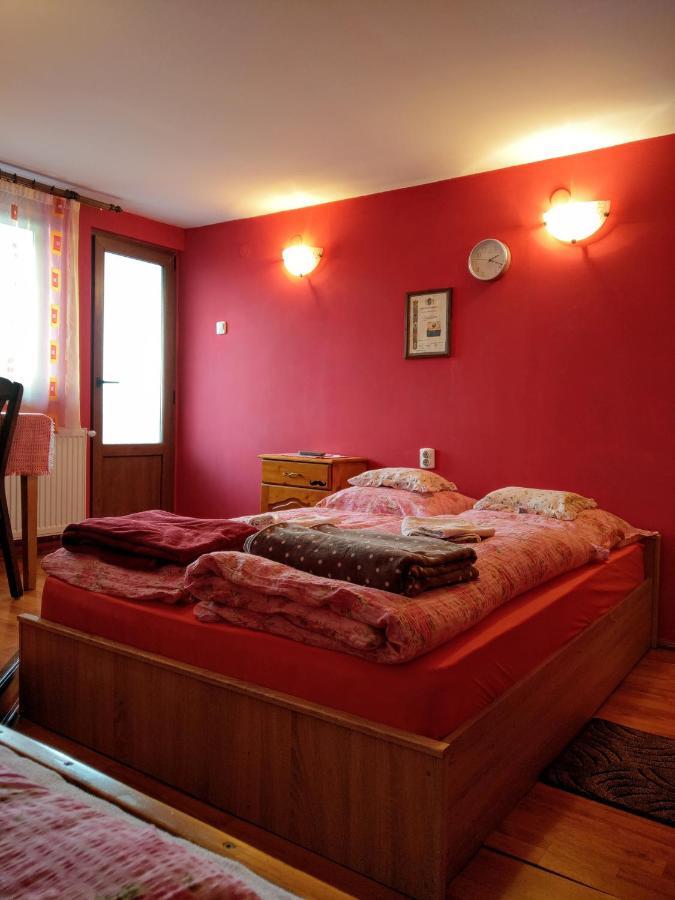 Hotel Csergő Ildikó vendégház Lăzarea Esterno foto